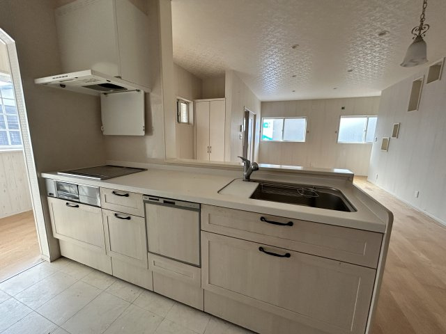 東雲町2丁目　中古戸建のキッチン