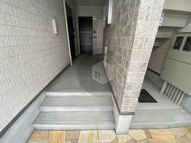 フジパレス瓜生堂2番館のロビー