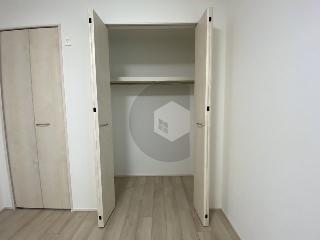 フジパレス瓜生堂2番館の収納