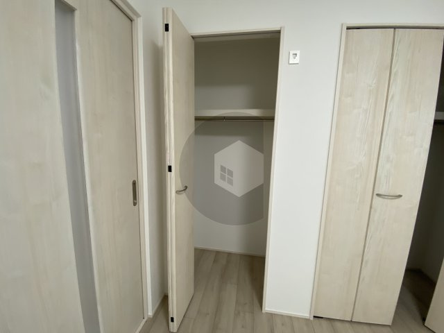 フジパレス瓜生堂2番館の収納