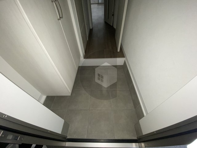 アート徳庵の玄関