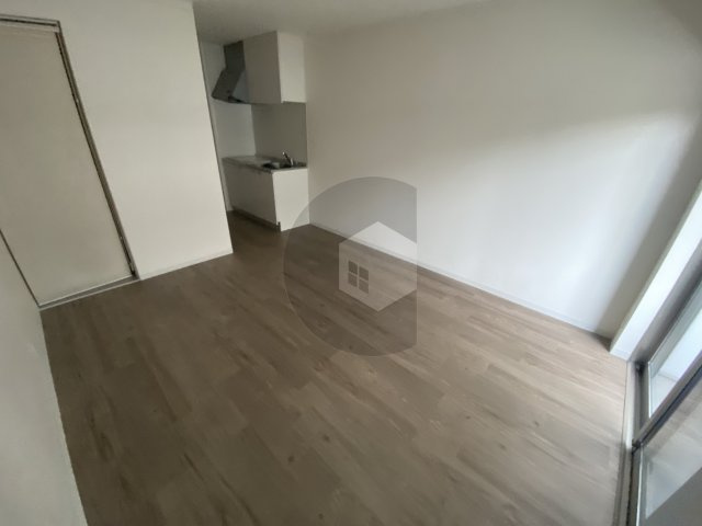 アート徳庵の洋室