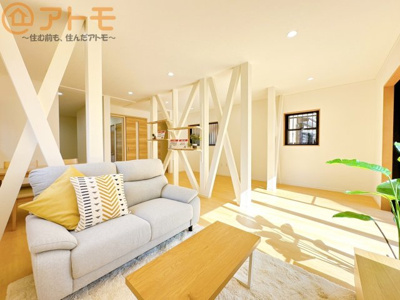 【居間・リビング】 | 葵区大岩3丁目　中古戸建 | 家族団らんのイメージは、リビングを思い浮かべませんか？リビングこそ広々としたお部屋が良いですね♪