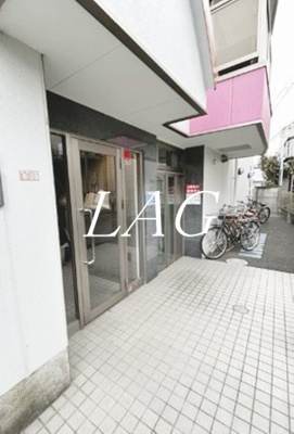 【エントランス】 | フォレント | エントランスです。