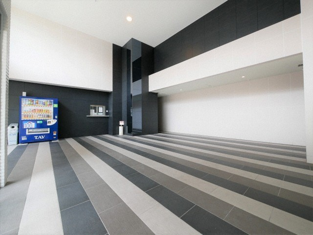 エステムコート梅田・天神橋Ⅲアヴァンテのロビー