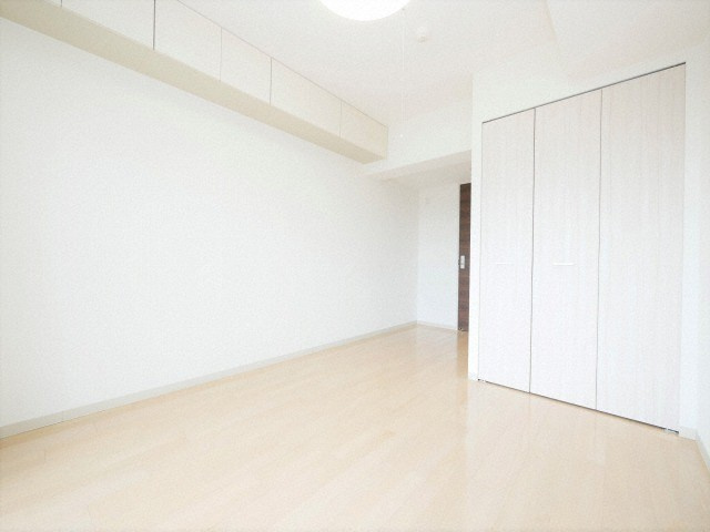 エステムコート梅田・天神橋Ⅲアヴァンテの居間・リビング