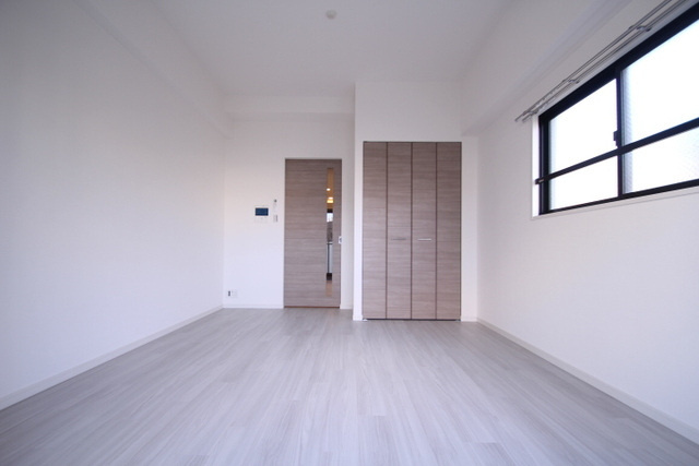 Ｓ－ＲＥＳＩＤＥＮＣＥ宇品５丁目Ⅰの居間・リビング