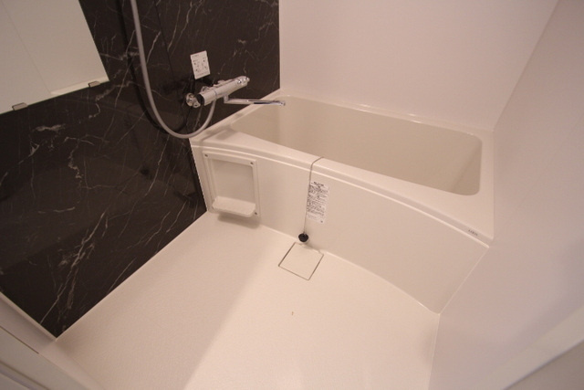 Ｓ－ＲＥＳＩＤＥＮＣＥ宇品５丁目Ⅰの浴室