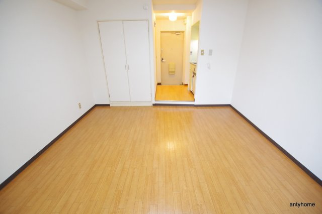 ユニオンハイツ　仲介手数料無料の居間・リビング