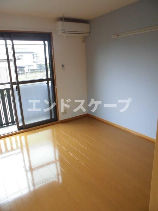 メゾン･ド･Ｋの居間・リビング|高崎、前橋エリアのお部屋探しはエンドスケープまで！お客様の理想お聞かせ下さい♪