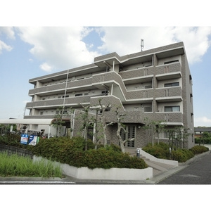 グリーンマンション守山の外観