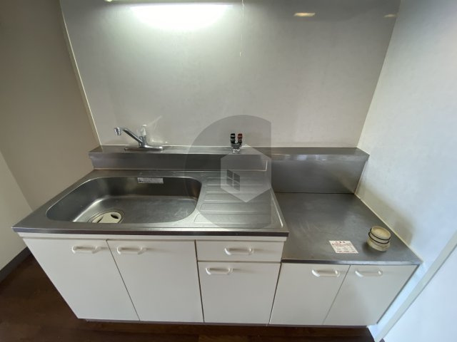 メゾン菱江のキッチン