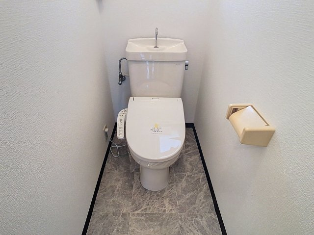 サン・ワイルドの玄関