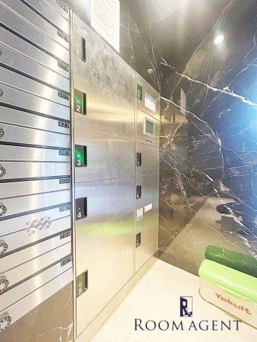 S-RESIDENCE志賀本通Northのエントランス