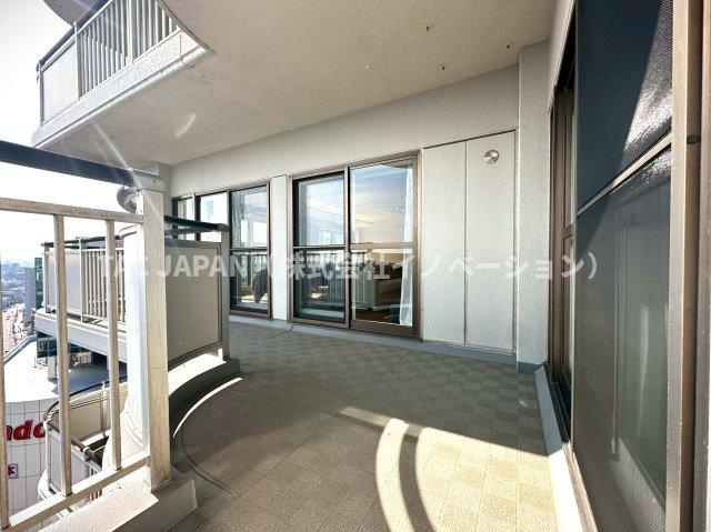 パルロード2のバルコニー|【新生活応援キャンペーン実施中！】
当社でご成約のお客様に限り『仲介手数料が無料』または『生活家具・家電プレゼント』をお選びいただけます。
詳細はお気軽にお問合せください。