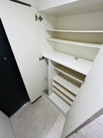 【玄関】 | エスリード南森町