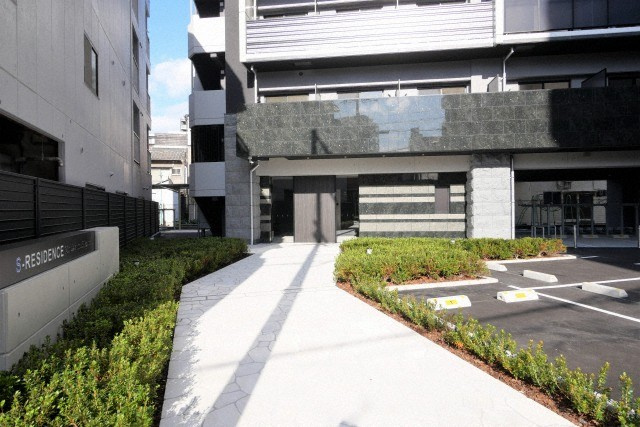 S-RESIDENCE都島Elegantのエントランス