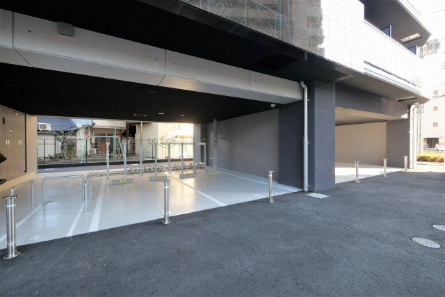S-RESIDENCE都島Elegantの駐車場