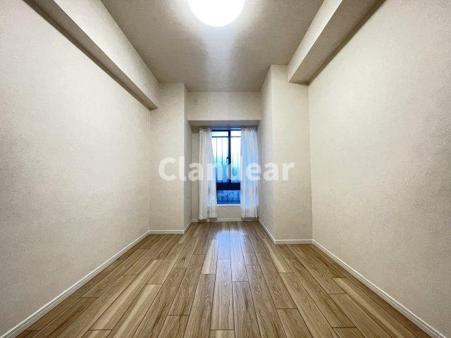 クレストコート金町の洋室|ドキドキの新生活も、安心してスタート。ぴったりの住まいを見つけませんか？クランディアが一緒に住まい選びをサポートします‼　まずは、お気軽にお問合せください　＃クランディア