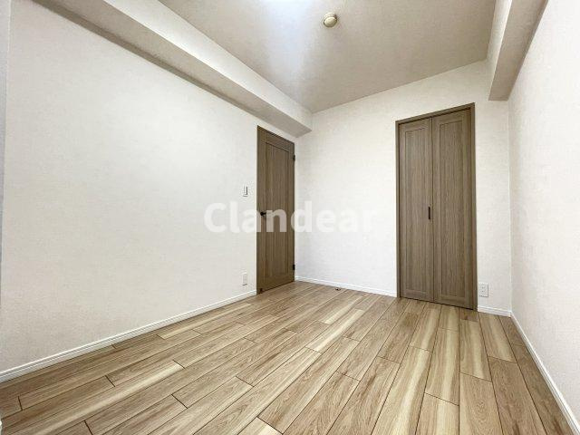 クレストコート金町の洋室|ドキドキの新生活も、安心してスタート。ぴったりの住まいを見つけませんか？クランディアが一緒に住まい選びをサポートします‼　まずは、お気軽にお問合せください　＃クランディア