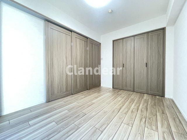 クレストコート金町の洋室|ドキドキの新生活も、安心してスタート。ぴったりの住まいを見つけませんか？クランディアが一緒に住まい選びをサポートします‼　まずは、お気軽にお問合せください　＃クランディア