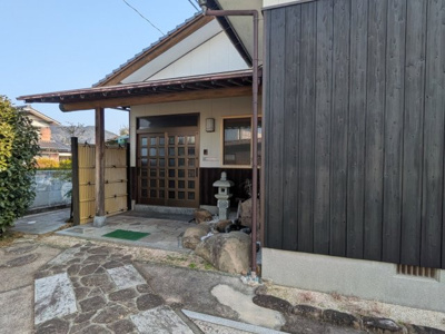 【外観】 | 平生町中古住宅 | きれいな外観です