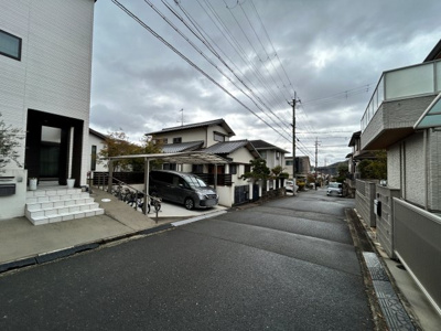 【前面道路含む現地写真】 | ■90万円値下げしました■川西市緑台６丁目■建築条件無し