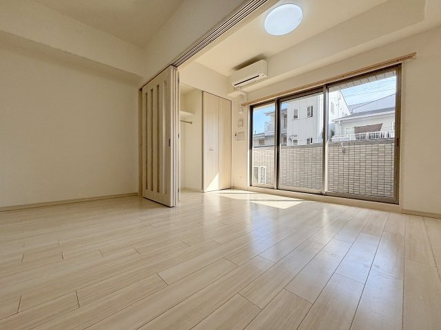 CITY　SPIRE西中島の居間・リビング