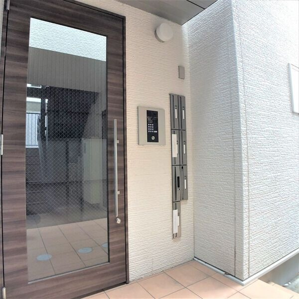 グランレーヴ大曽根Ⅱのエントランス