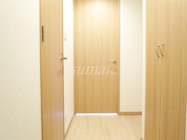 ルーブル東十条の居間・リビング|廊下スペースです☆