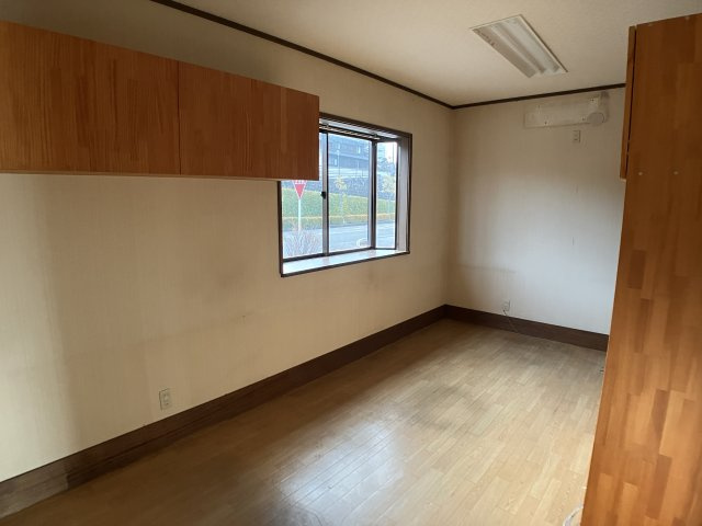 青山2丁目貸事務所・店舗の内装