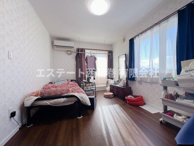 花巻市東和町土沢８区　土地建物の洋室