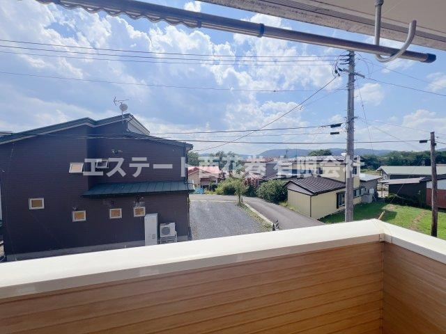 花巻市東和町土沢８区　土地建物の前面道路含む現地写真