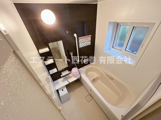 花巻市東和町土沢８区　土地建物の浴室