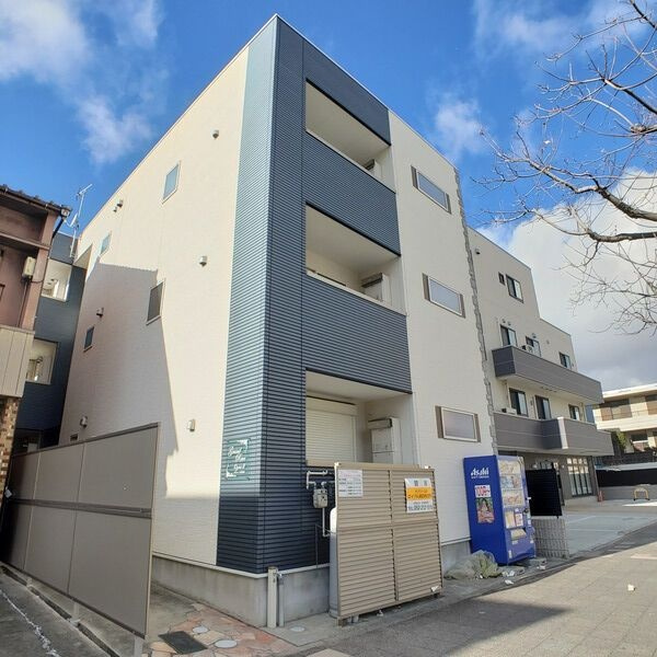 グランレーヴ大曽根Ⅱの外観