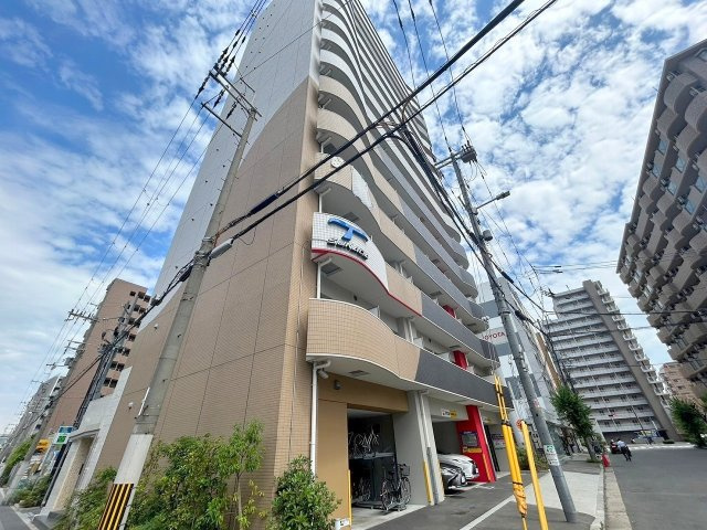 セレニテ西中島アリア弐番館の外観