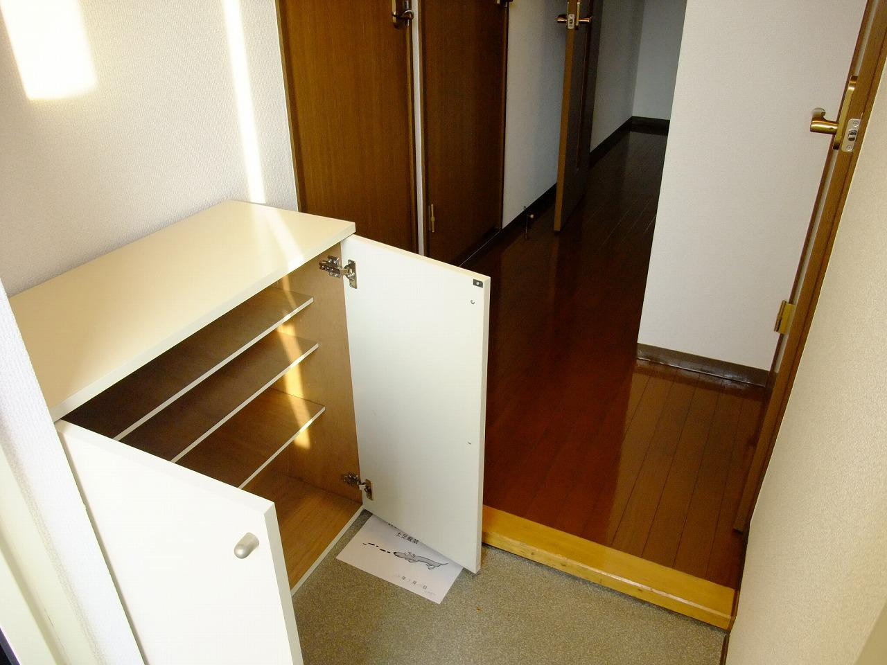 ハイデンスムラタの玄関