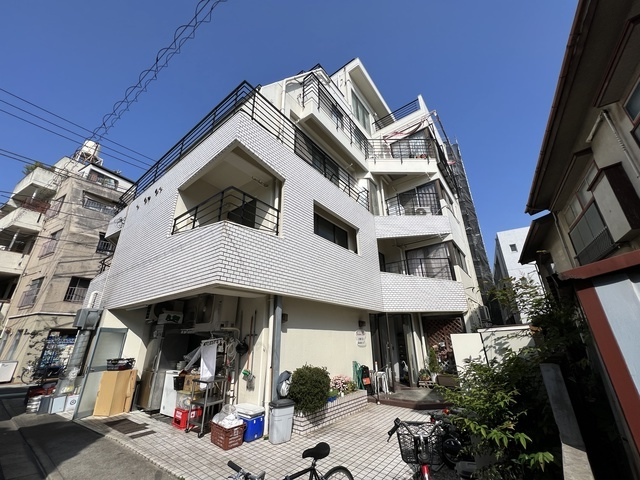 クレリエール佐野の外観|★重厚な鉄筋コンクリート造★
