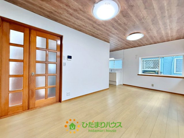 久喜市桜田1期　中古一戸建ての居間・リビング