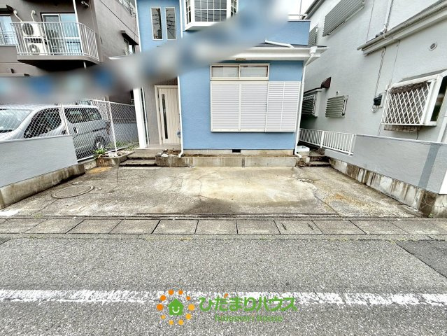久喜市桜田1期　中古一戸建ての駐車場
