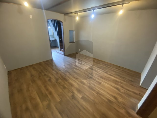 小若江テラスの洋室