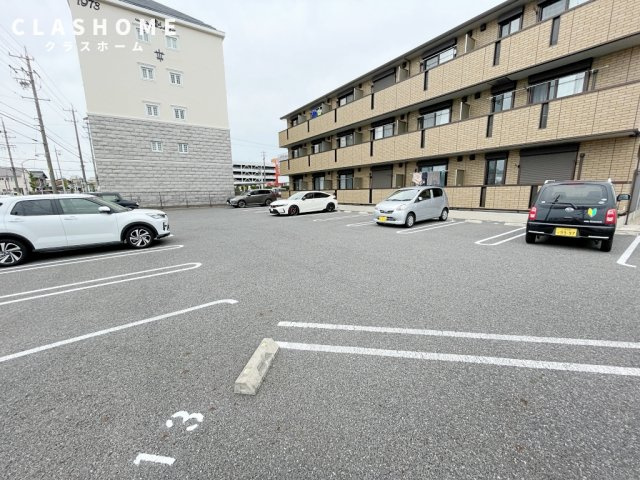 AN HAMATOMIの駐車場