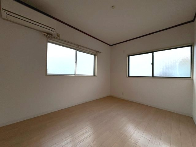 富田林市錦織南２丁目の一戸建ての洋室