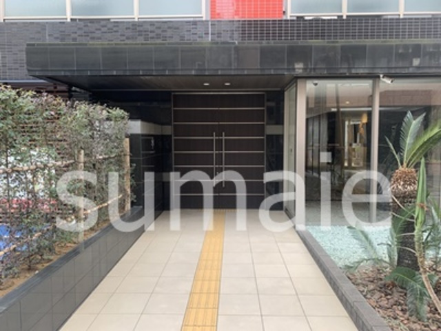 モナーク　ヴィラのエントランス|エントランス。