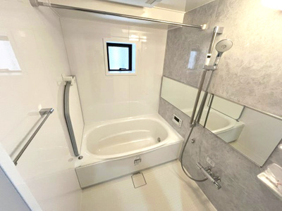 【浴室】 | ダイアパレス白鳥公園西 | ご内覧ご希望の際は、弊社までご連絡くださいませ！