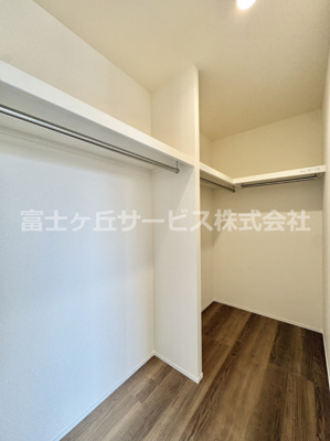【収納】 | 豊橋市西幸町 新築一戸建て | ウォークインクローゼットです