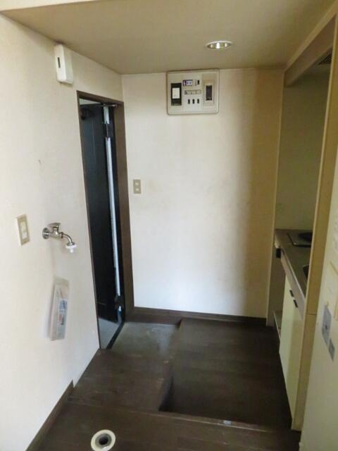 スカイコア金町20の玄関