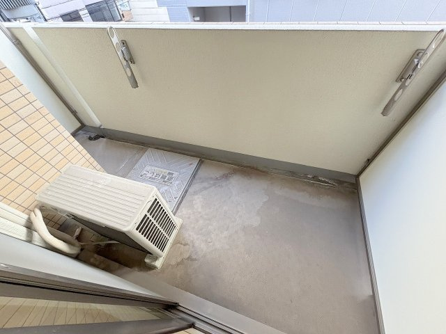 LUMINOUS新大阪のバルコニー