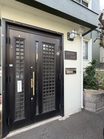 【エントランス】