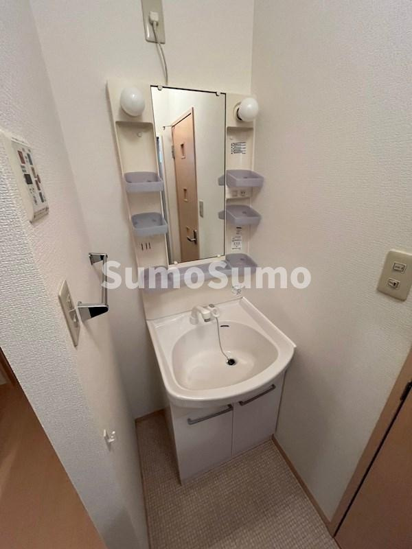 セジュール西代Ⅱの洗面所